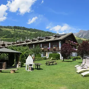 Lareit Aparthotel